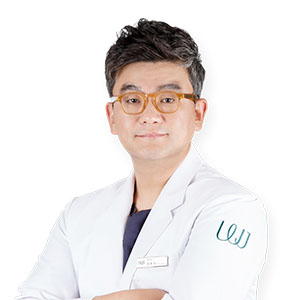 Dr. Kang Mun-Seok