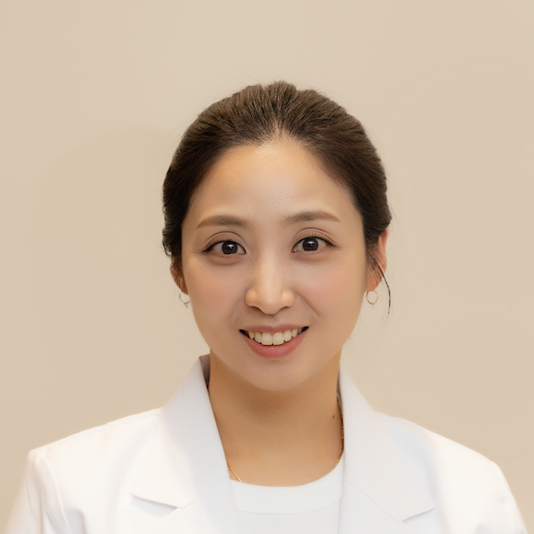 Dr. Kang Hye-won
