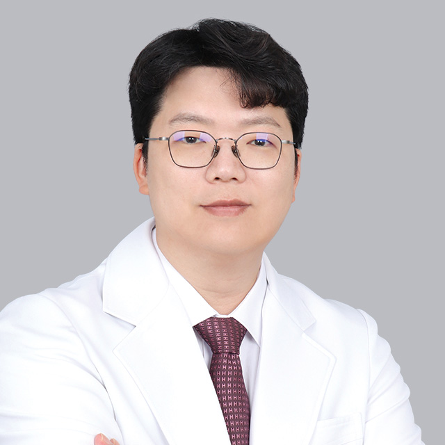 Dr. Kim Dong-hyon